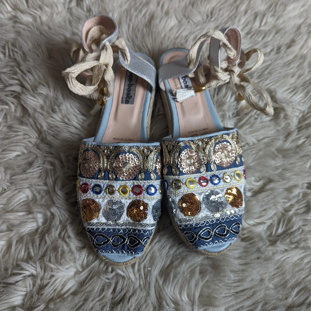 EUC Bon Bonite Embroidered Sequin Espadrilles